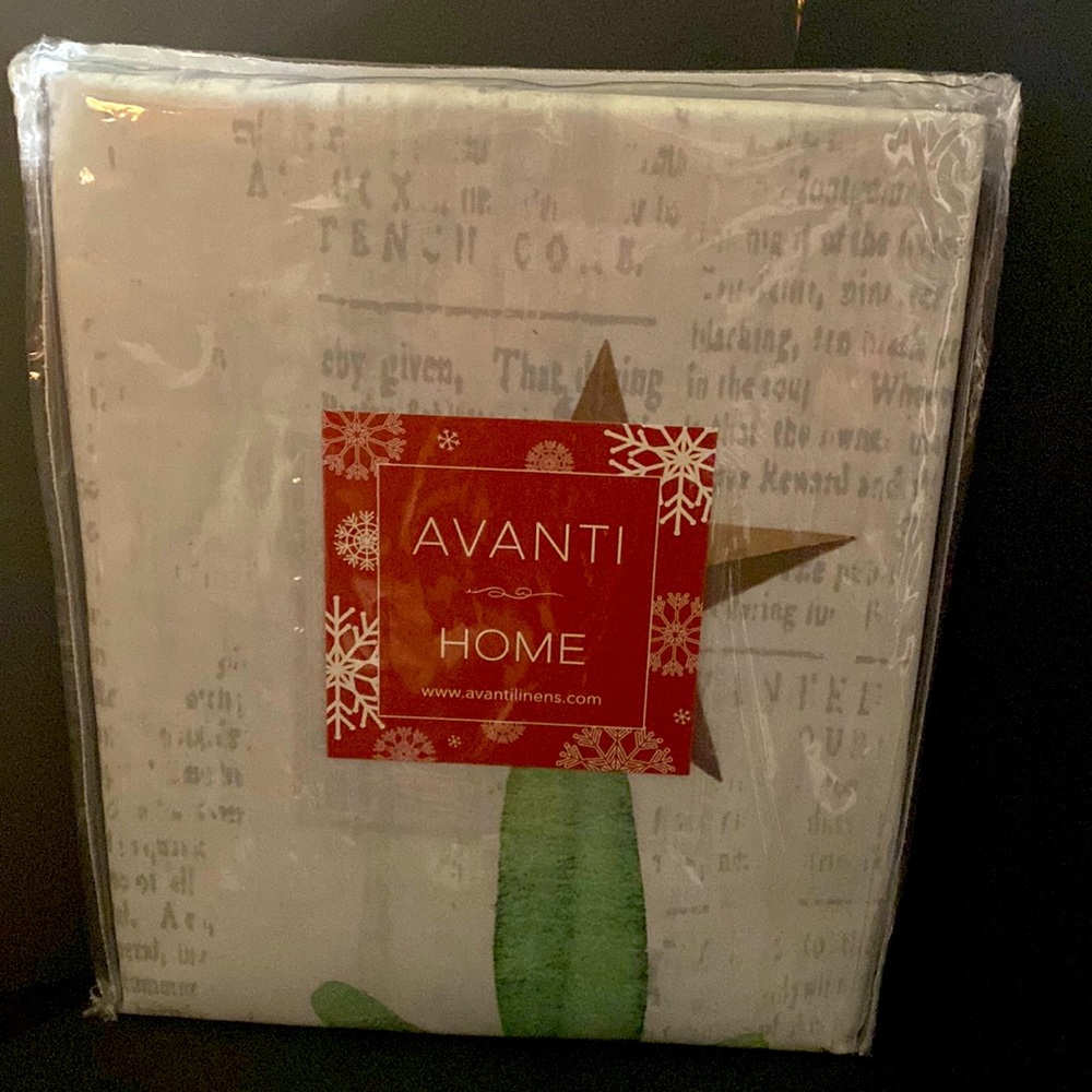 AVANTI HOME
Trees Fabric Holiday Shower Curtains, 72” x 72”, 100% Polyester NWIP